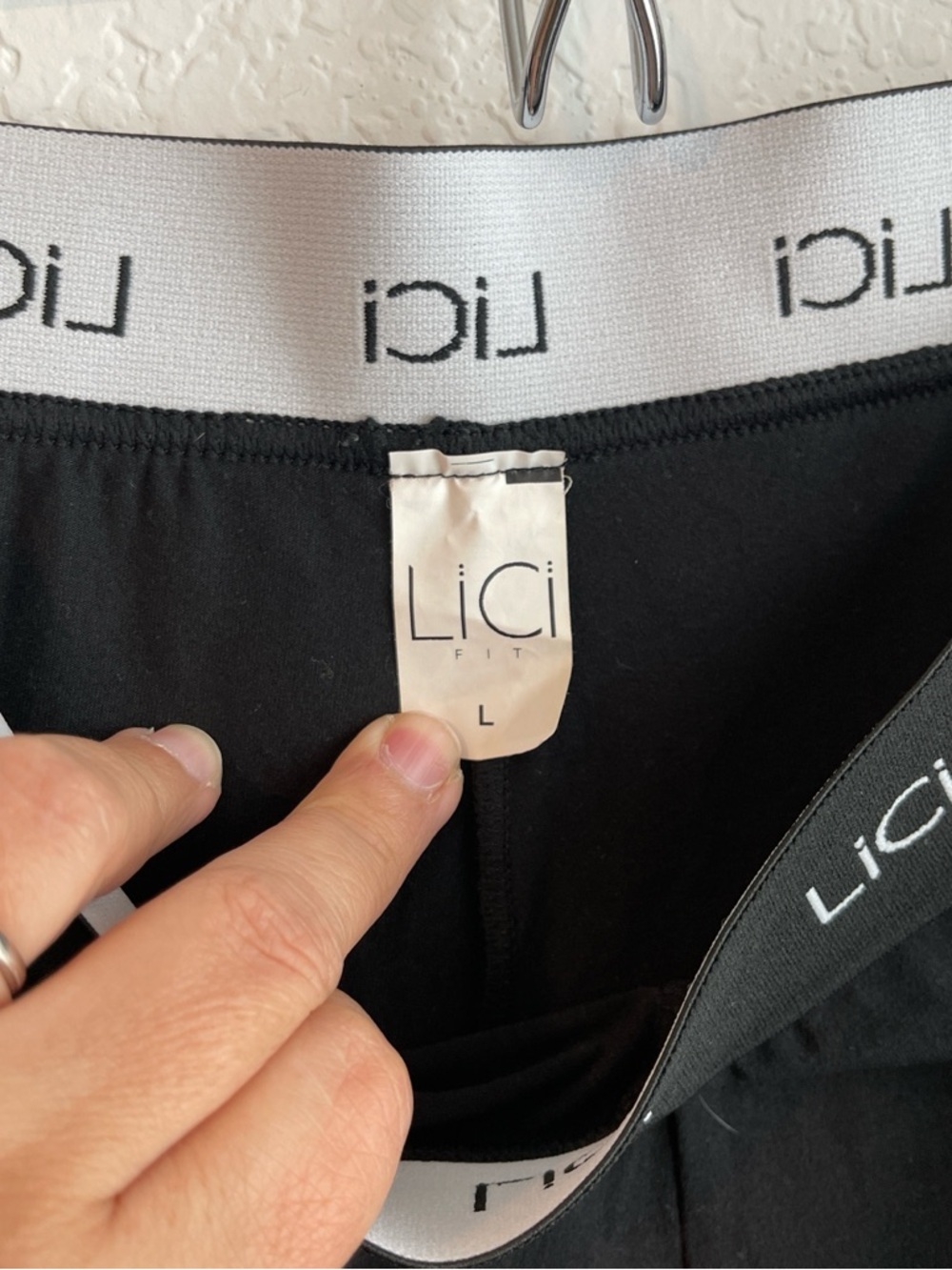 Lici Fit: Black Strappy Bralette and Biker Shorts Set - Picture 10 of 12